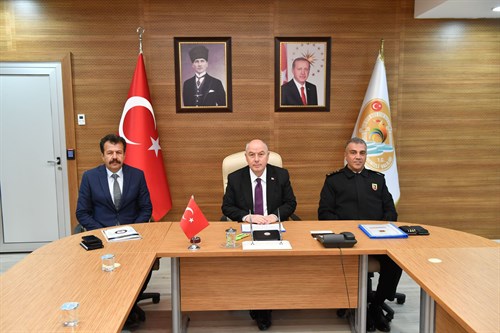 2024 KASIM AYINDA KOLLUK GÜÇLERİMİZ TARAFINDAN GERÇEKLEŞTİRİLEN ASAYİŞ VE GÜVENLİK UYGULAMALARINA DAİR GÜNCEL VERİLERE İLİŞKİN BASIN AÇIKLAMASI