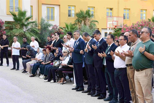 VALİMİZ SAYIN ATİLLA TOROS, HAYIRSEVER İŞ İNSANI YAHYA AKEL'İN CENAZE TÖRENİNE KATILDI