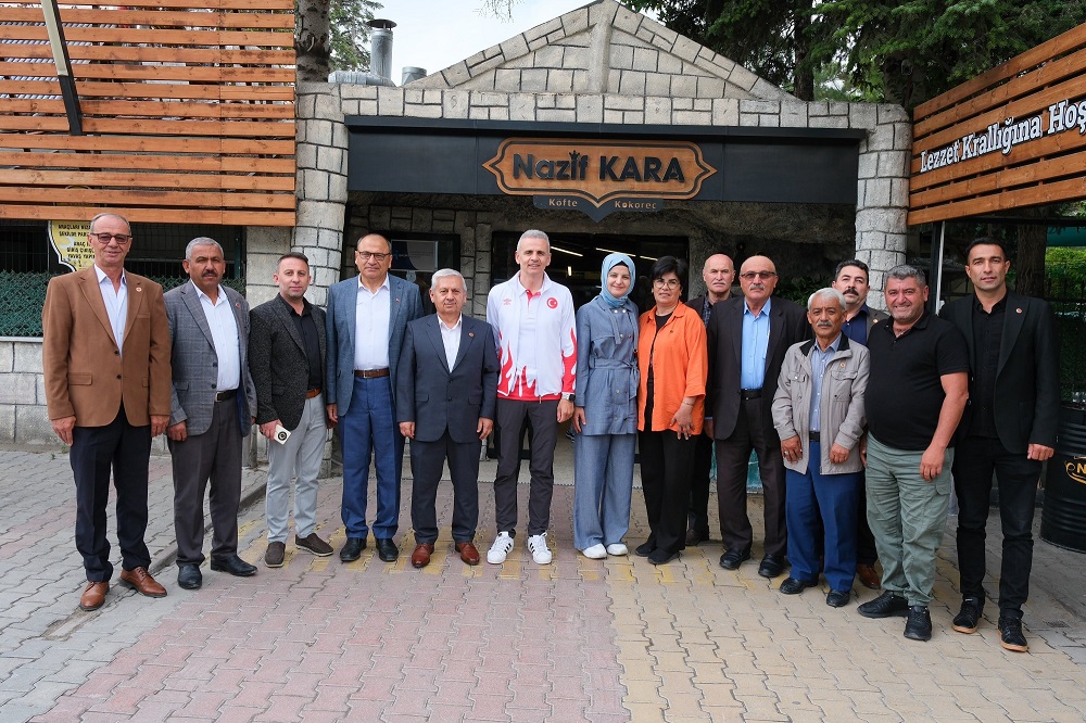 Vali ÇİÇEKLİ Muhatlarla Kahvaltıda Bir Araya Geldi