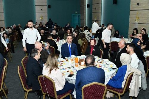 Vali Soytürk “Aile Yılı” Münasebetiyle Düzenlenen İftara Katıldı