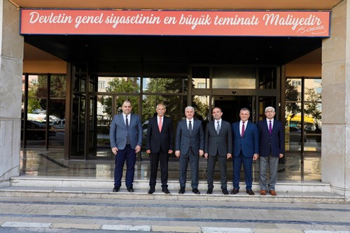 Valimiz İbrahim Akın, Konya Defterdarlığını Ziyaret Etti