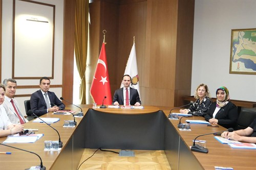 Otizmli Bireylere ve Ailelerine Yönelik Danışmanlık Projesi Tanıtıldı