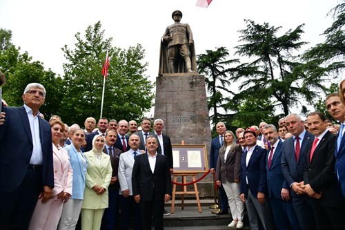 İstiklal Madalyası ve Beratı Trabzon’da Vatandaşlarla Buluştu