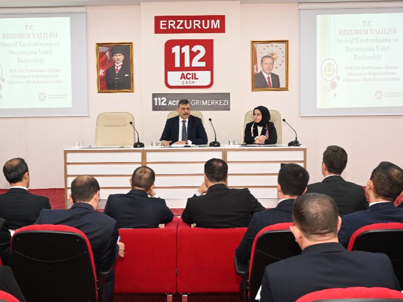 2025 Yılı Performans Göstergesi Değerlendirme Toplantısı Vali Mustafa Çiftçi Başkanlığında Gerçekleştirildi