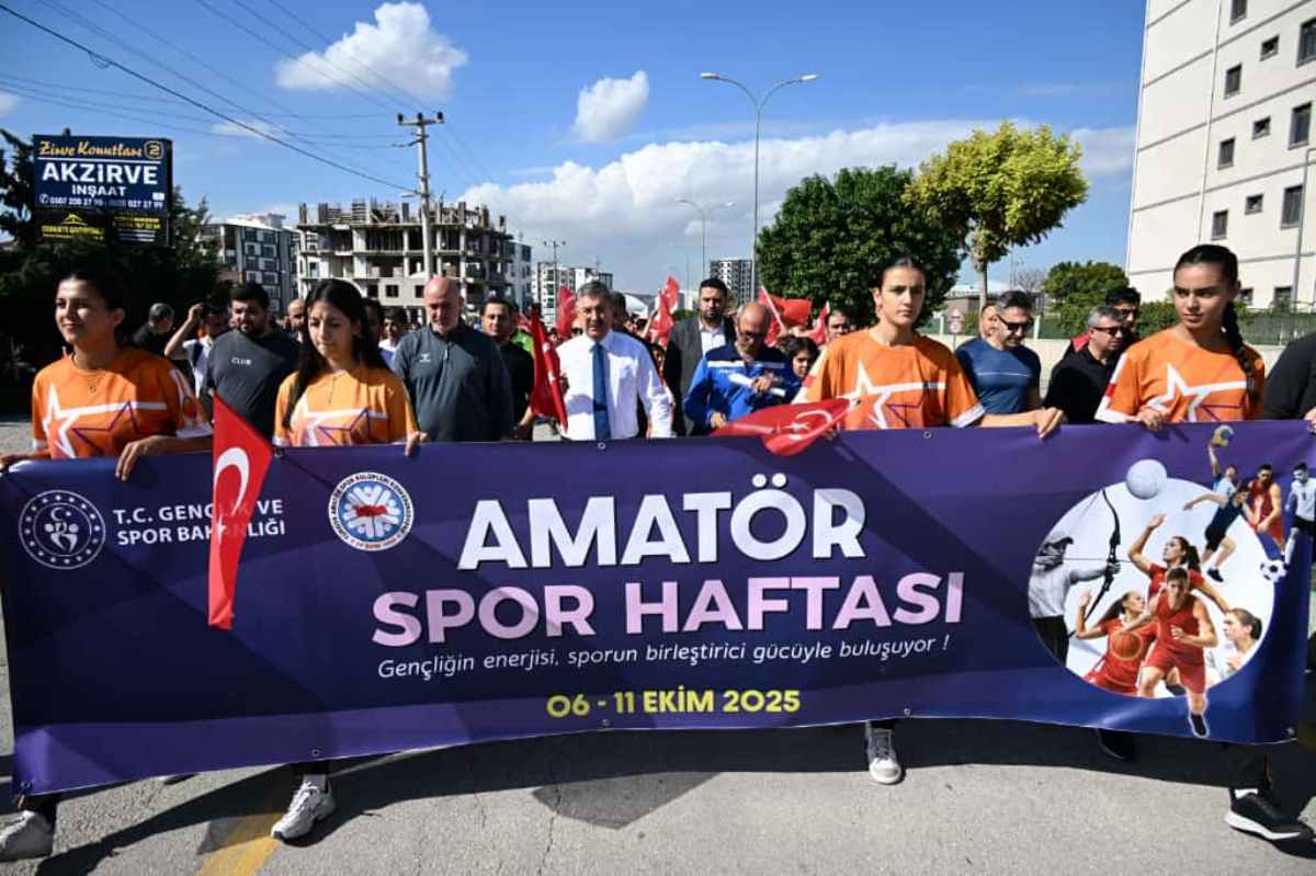 Amatör Spor Haftası Etkinlikleri, Kortej Yürüyüşü ve Açılış Programı ile Başladı