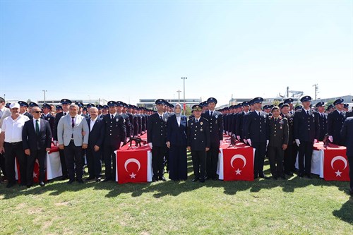 225 Polis Memuru Düzenlenen Törenle Mesleğe Adım Attı