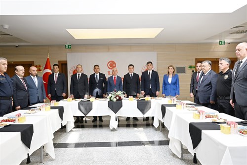 Vali Turan, 2025-2026 Adli Yıl Açılış Töreni’ne katıldı.